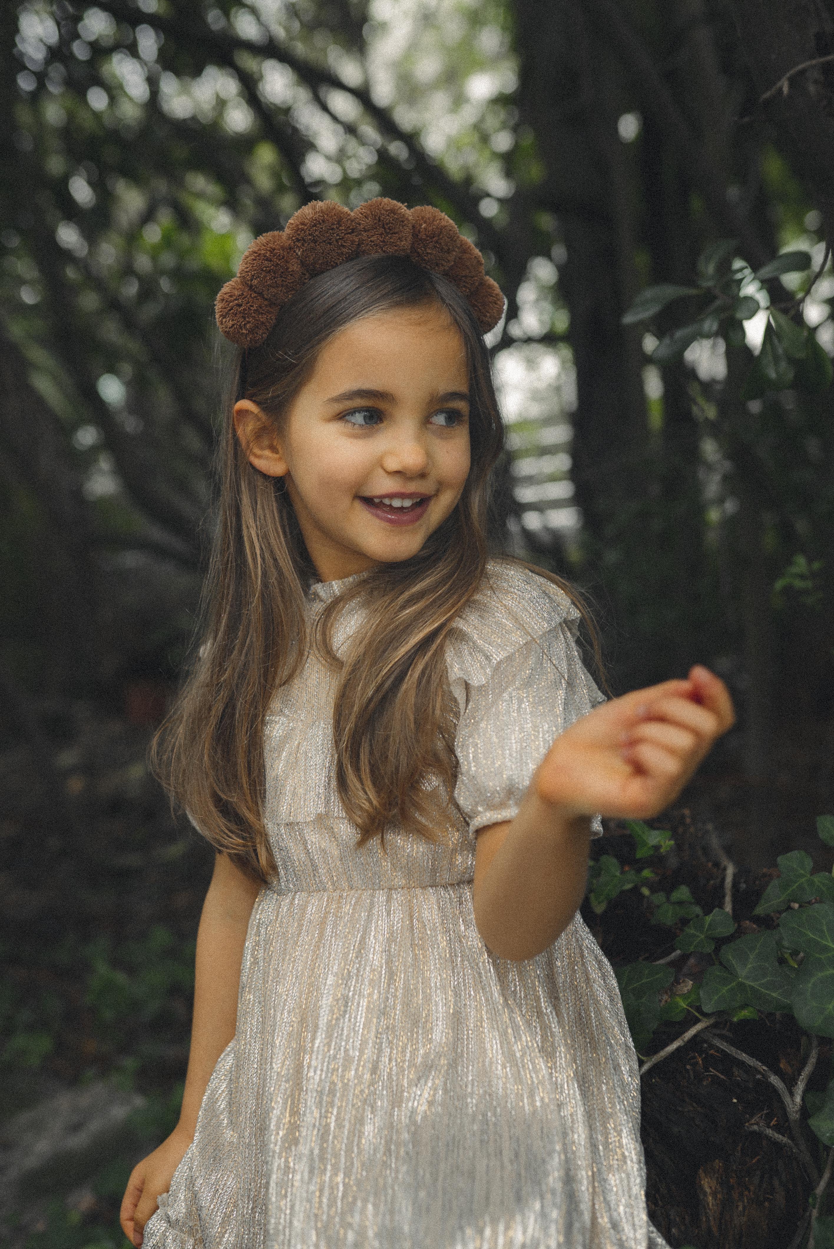 Pompom Headband (Brown)